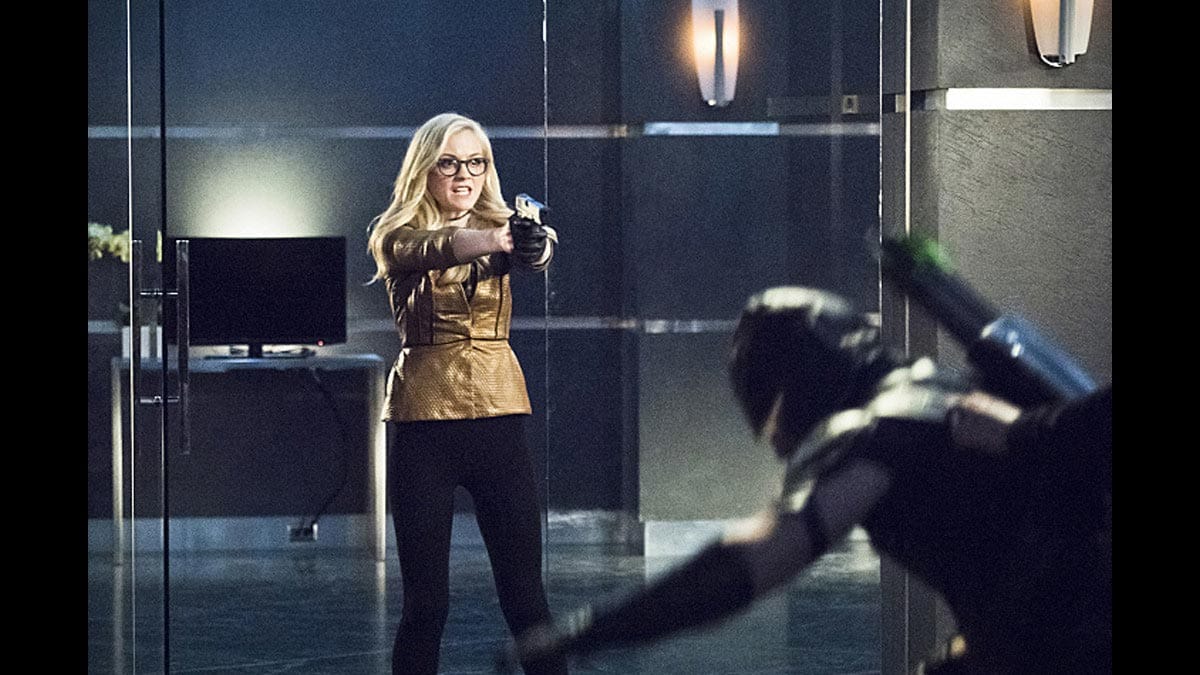 emily kinney en the flash