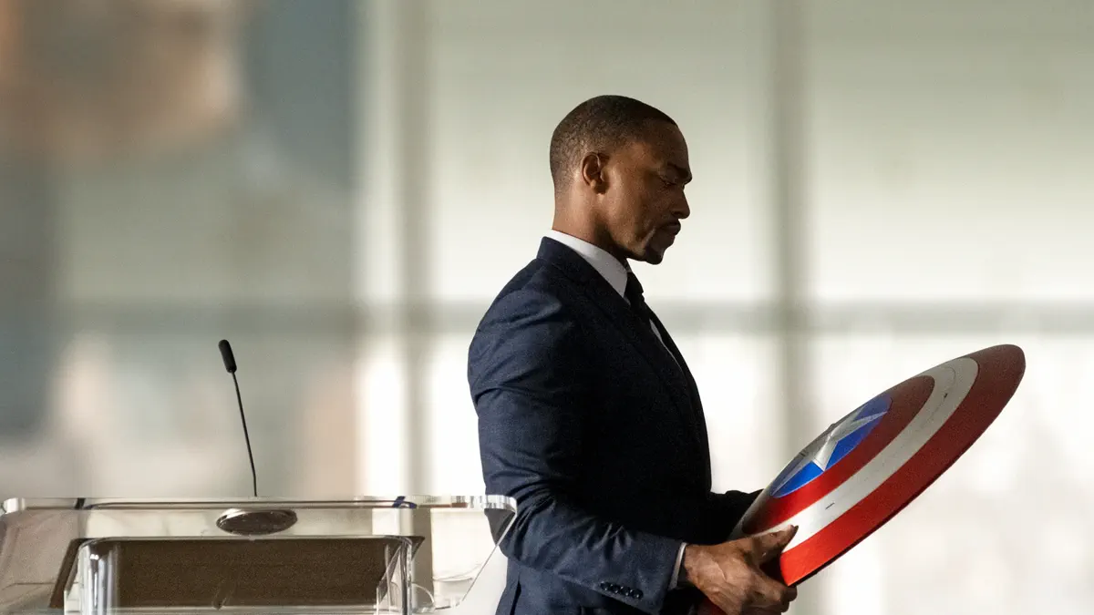 falcon y el soldado del invierno capitan america escudo