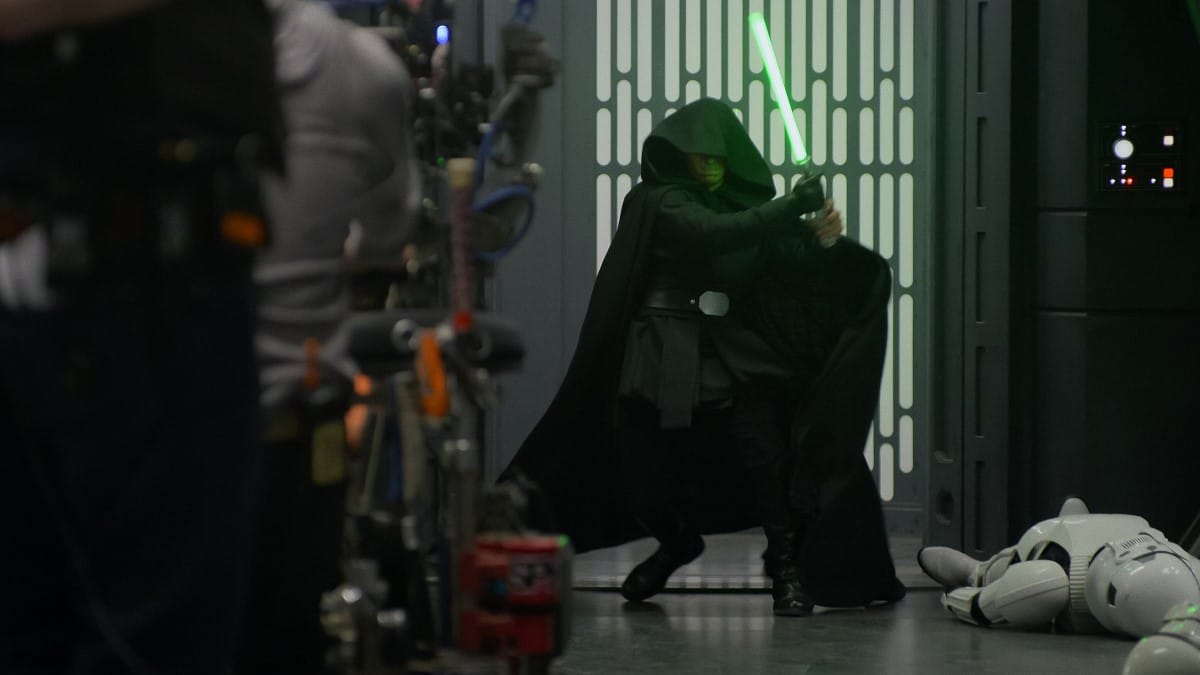 disney gallery the mandalorian making of the season 2