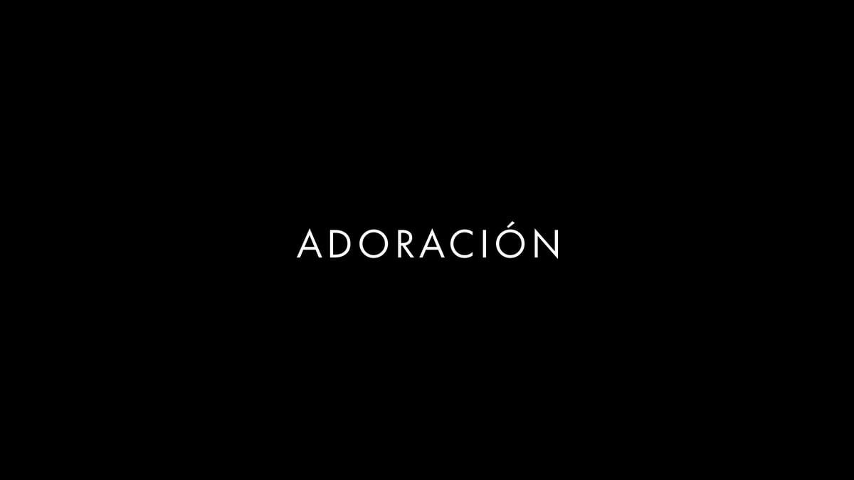 logo serie adoracion